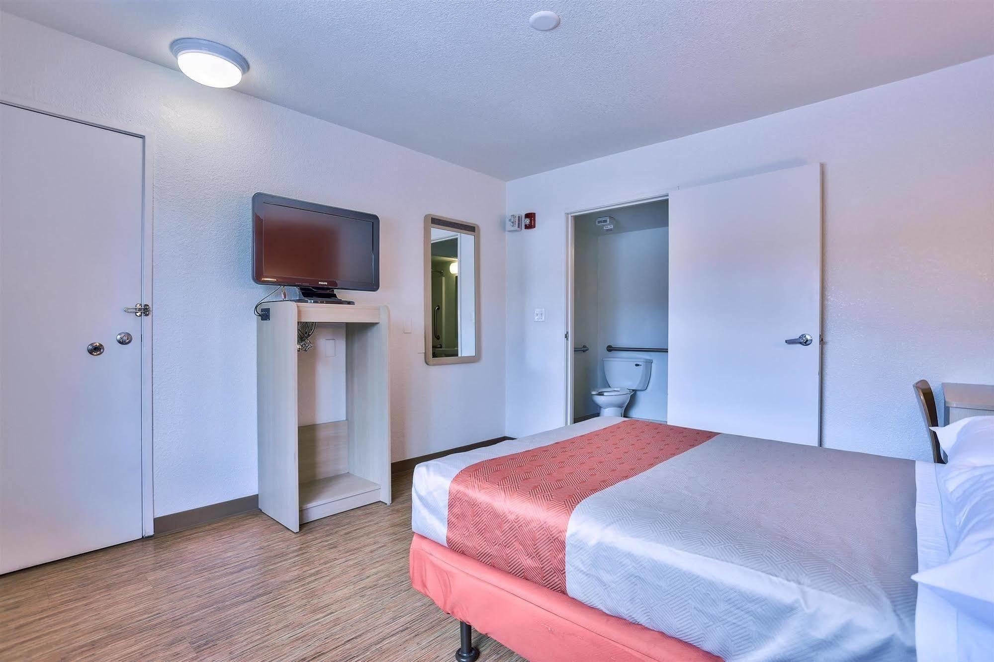 Motel 6-Flagstaff, Az - West - Woodland Village ภายนอก รูปภาพ